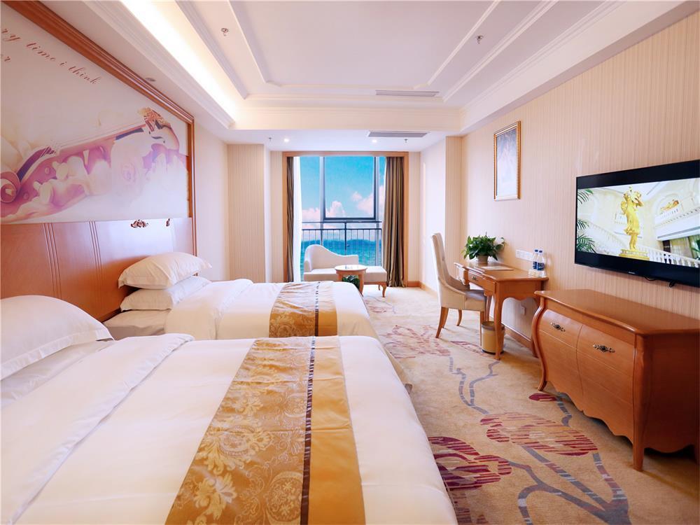 Vienna International Hotel Yantai Changjiang Road Xingyi Square Branch Dış mekan fotoğraf